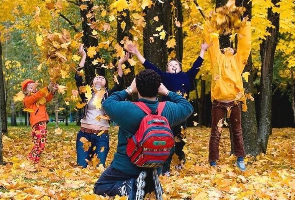 Vești bune pentru elevi. Vacanța de toamnă va fi prelungită